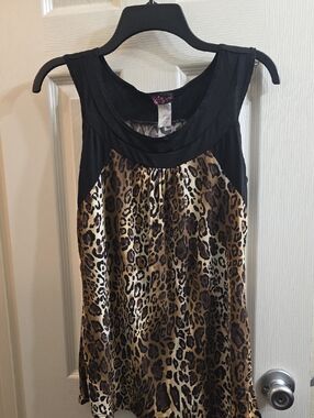 Agenda Leopard Print Sleeveless Blouse Size L